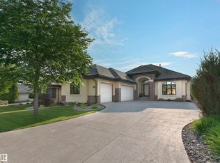 3407 Watson Pl SW, Edmonton, AB T6W0P3