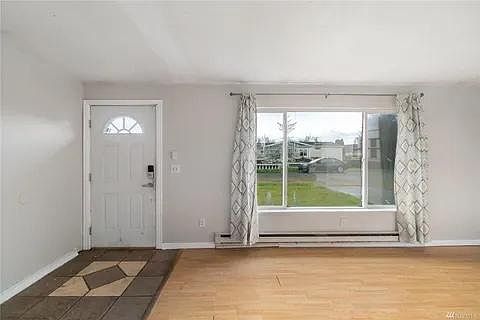 2nd image of 309 2nd Ave N