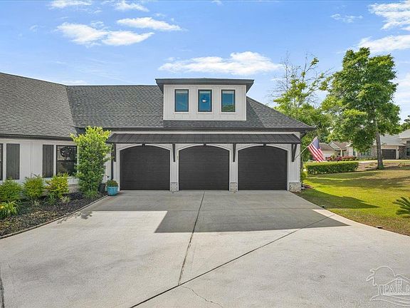 3rd image of 8981 Salt Grass Dr W