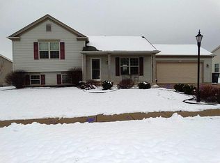 2521 Brittany Ln, East Troy, WI 53120