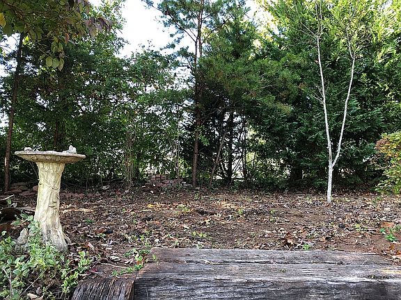 Large outdoor living area