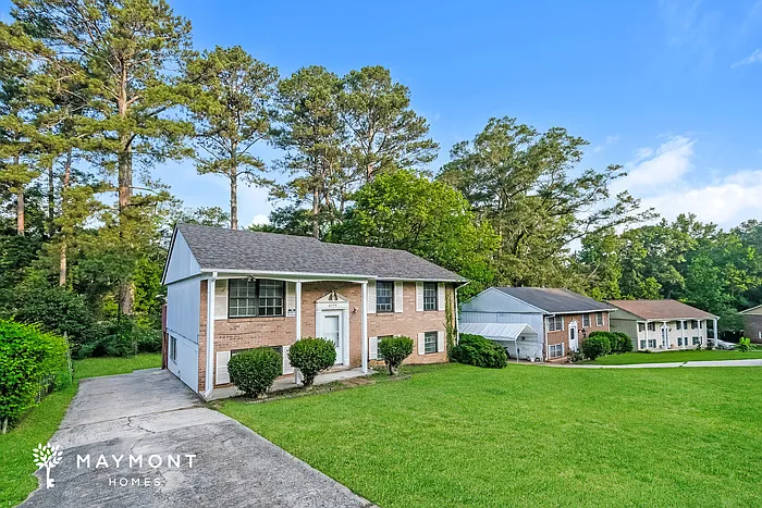 3 bed, 1.5 bath, 1573 sqft, $1,695 — Photo 4