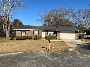 907 Ross St, Perry, GA 31069