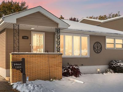 7904 Jackson Ave, Munster, IN, 46321