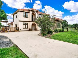 503 Private Road 5764, LaCoste, TX 78039