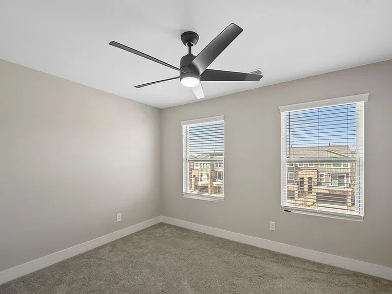 2617 Ensemble Ct — Photo 28