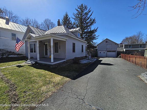 2nd image of 10 Malden Street