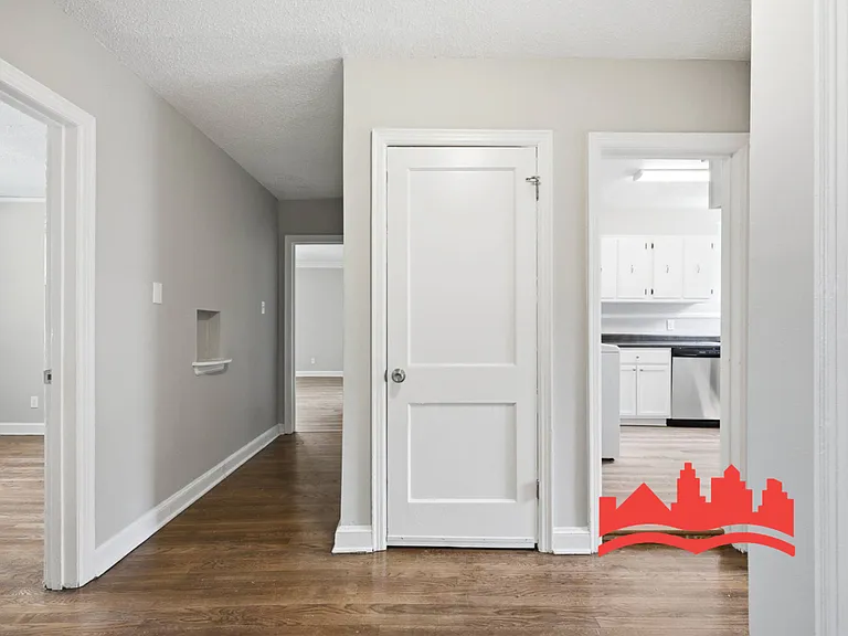 1698 Edward Ave — Photo 15