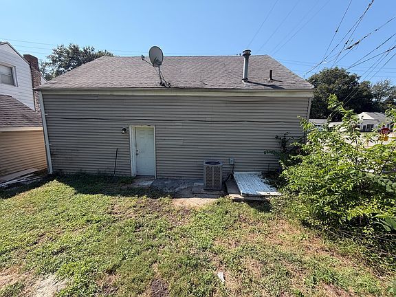 3rd image of 700 Freeburg Ave