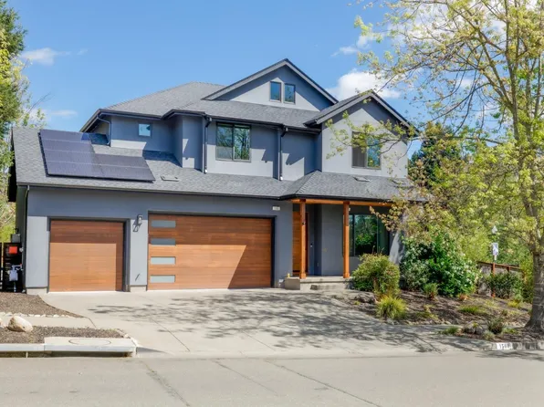 1500 San Ramon Way, Santa Rosa, CA 95409