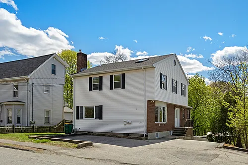 99 Garfield Ave Photo 1