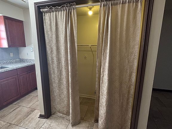 2nd image of 4212 Lac Couture Dr APT A