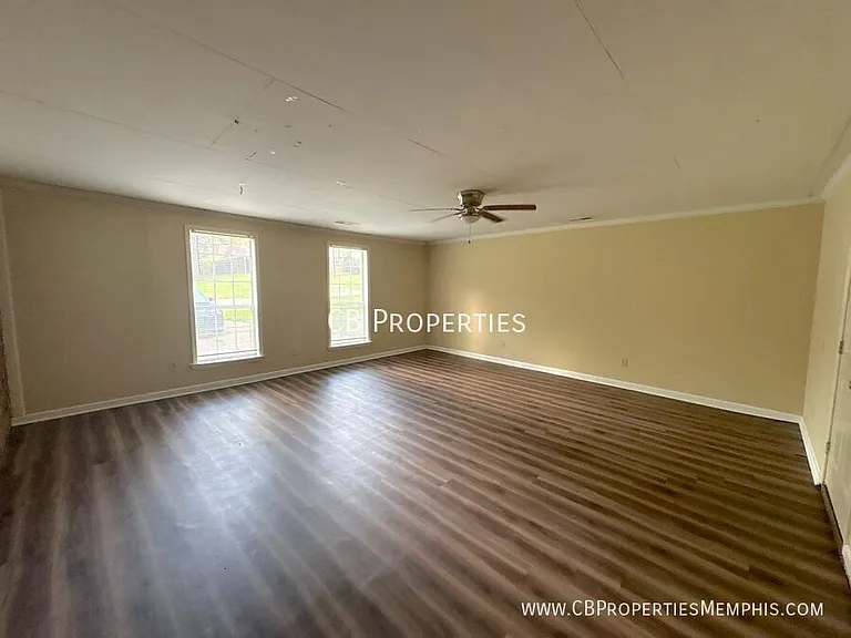 5099 Oak Meadow Ave — Photo 7