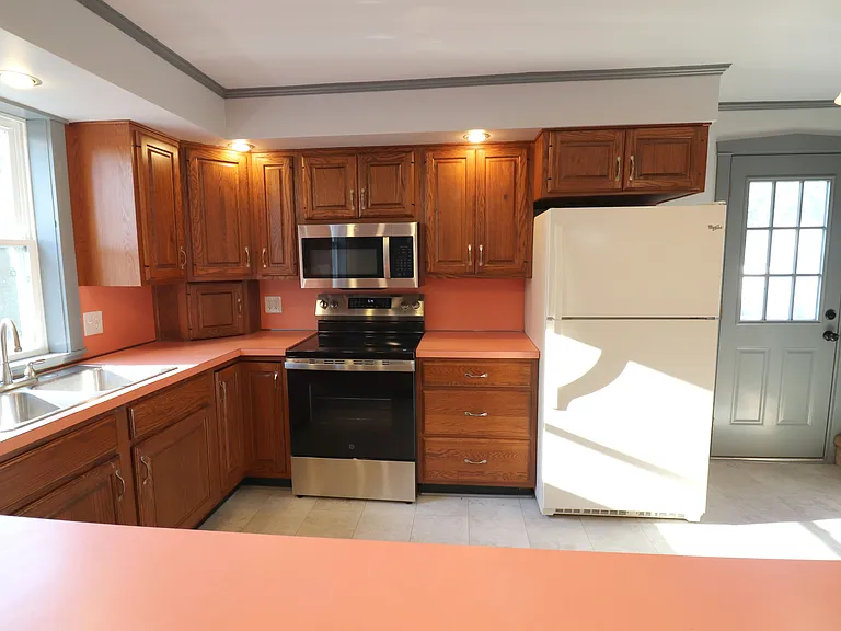 217 Raspberry Ln — Photo 7