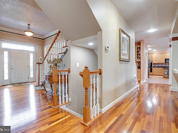 2nd image of 14183 Snickersville Dr