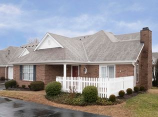 1107 Fox Glen Way, Lyndon, KY 40242