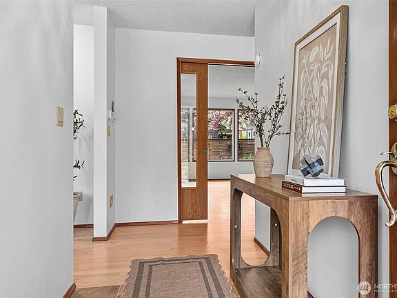 5th image of 1704 Village Drive