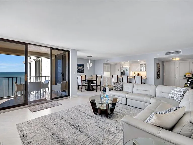 3215 Gulf Shore Blvd N #704N — Photo 4