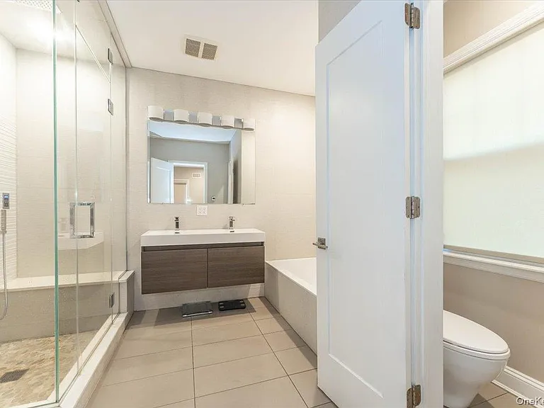 266 Rockaway Tpke — Photo 15