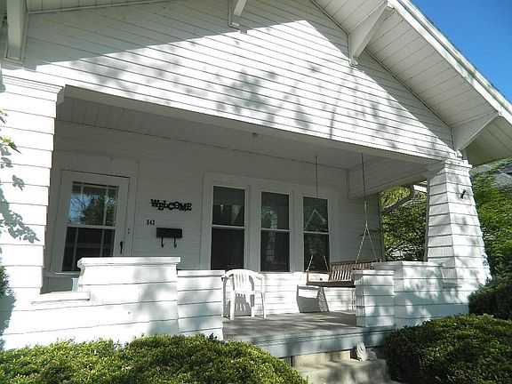 2nd image of 843 Crescent Dr
