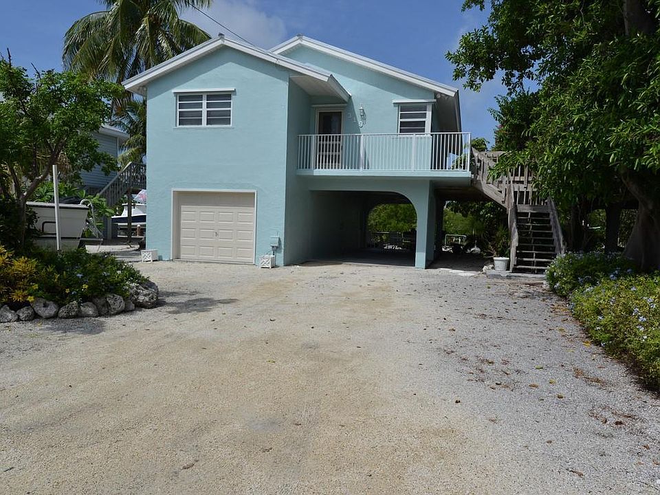 1st image of 319 N Anglers Dr