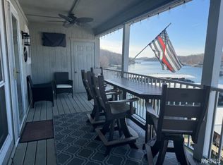 441 Summer Haven Rd, Lake Ozark, MO 65049