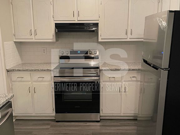 4th image of 4560 Candlestick Ln Unit B
