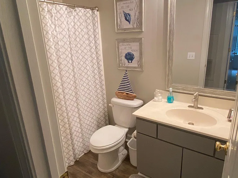 Hallway bath