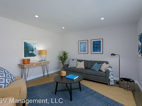 5th image of 888 Magnolia Ave APT 7