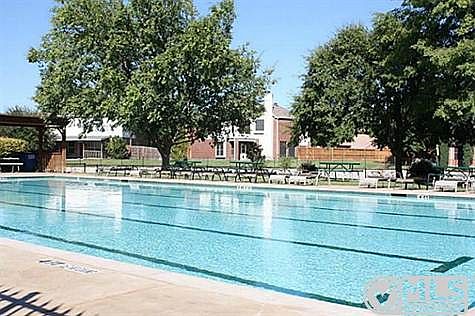 2nd image of 6681 Fairlawn Dr