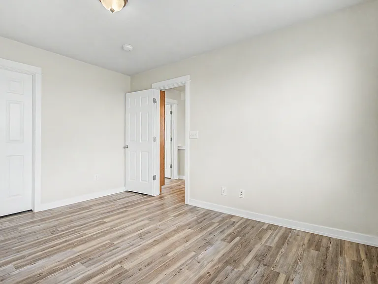 9505 E 107th Pl — Photo 16