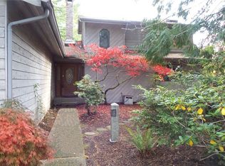 111 E Marine View Dr, Allyn, WA 98524