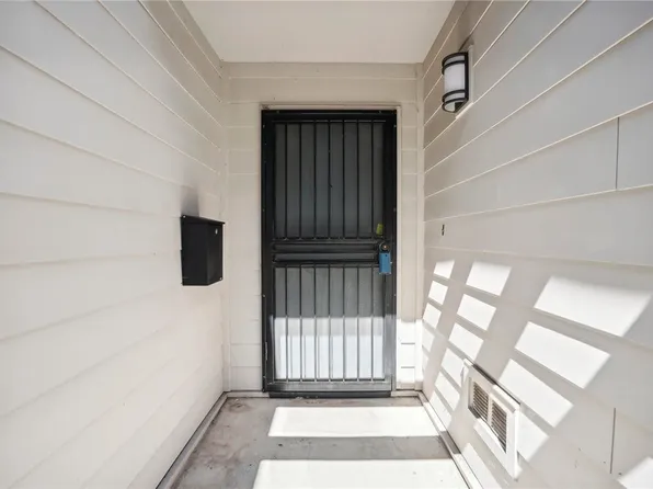 217 Calle Mayor, Redondo Beach, CA 90277