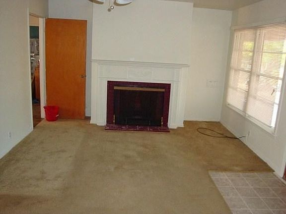 2nd image of 1909 E Avenue I