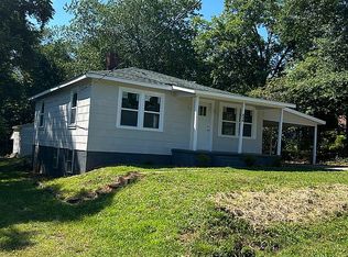 116 10th St SE, Hildebran, NC 28637