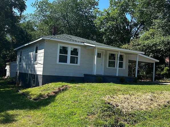 116 10th St SE, Hildebran, NC 28637