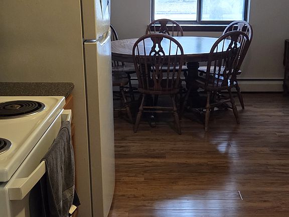3rd image of 175 Robert Dr #1