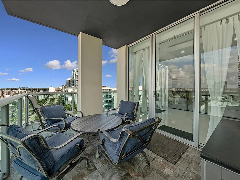 4001 S Ocean Dr #2 — Photo 23