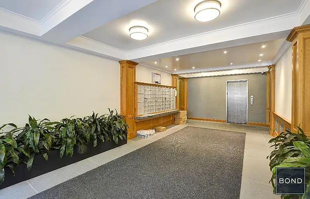 Rented by Bond New York | media 30