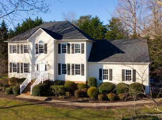 1337 Cuddington Ln, Forest, VA 24551