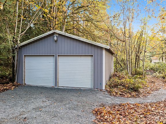 4th image of 23114 146th Avenue Ct E