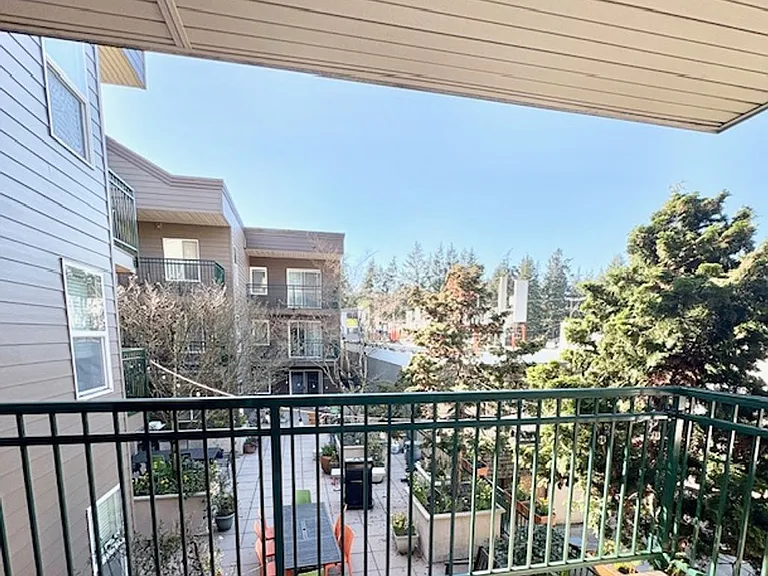 14300 Greenwood Ave N — Photo 13