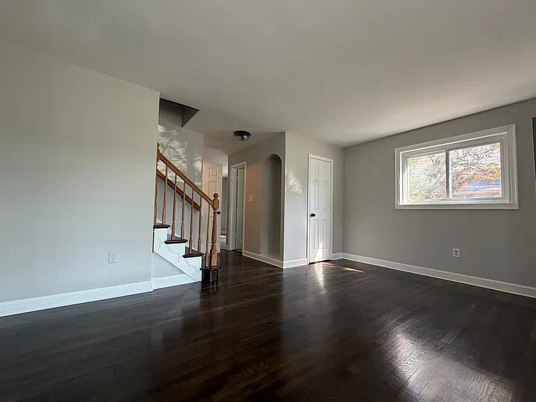 7429 25th Ave — Photo 6