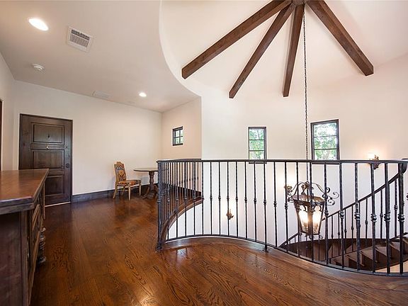 5th image of 3817 Bunting Ave