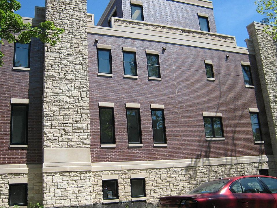 3003 N. Honore @ Wellington