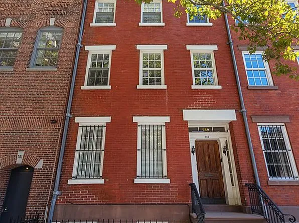 739 Washington St, New York, NY 10014