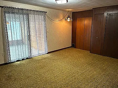 4 bed, 2118 sqft, $2,200 — Photo 4