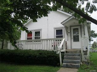 387 Taylor St, Lebanon, MO 65536