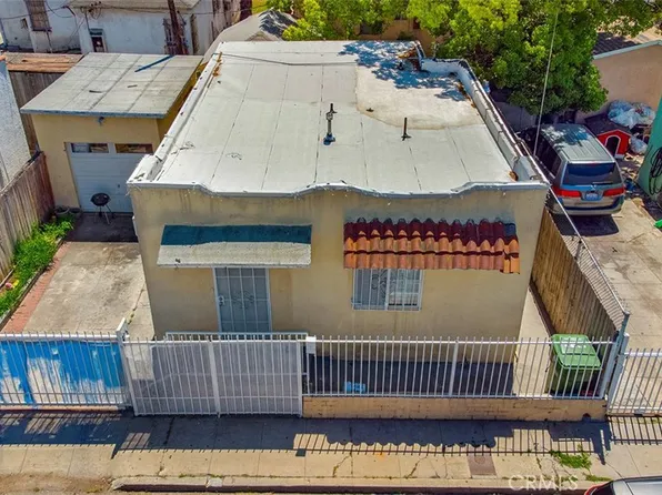 322 W 63rd Pl, Los Angeles, CA 90003