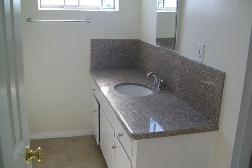 5th image of 23921 Arlington Ave APT C